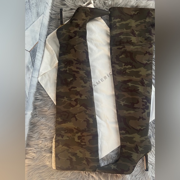 GOOD AMERICAN NWOB CAMO NEOPRENE SHERPA KICKSTAND THIGH HIGH BOOT - Picture 3 of 6